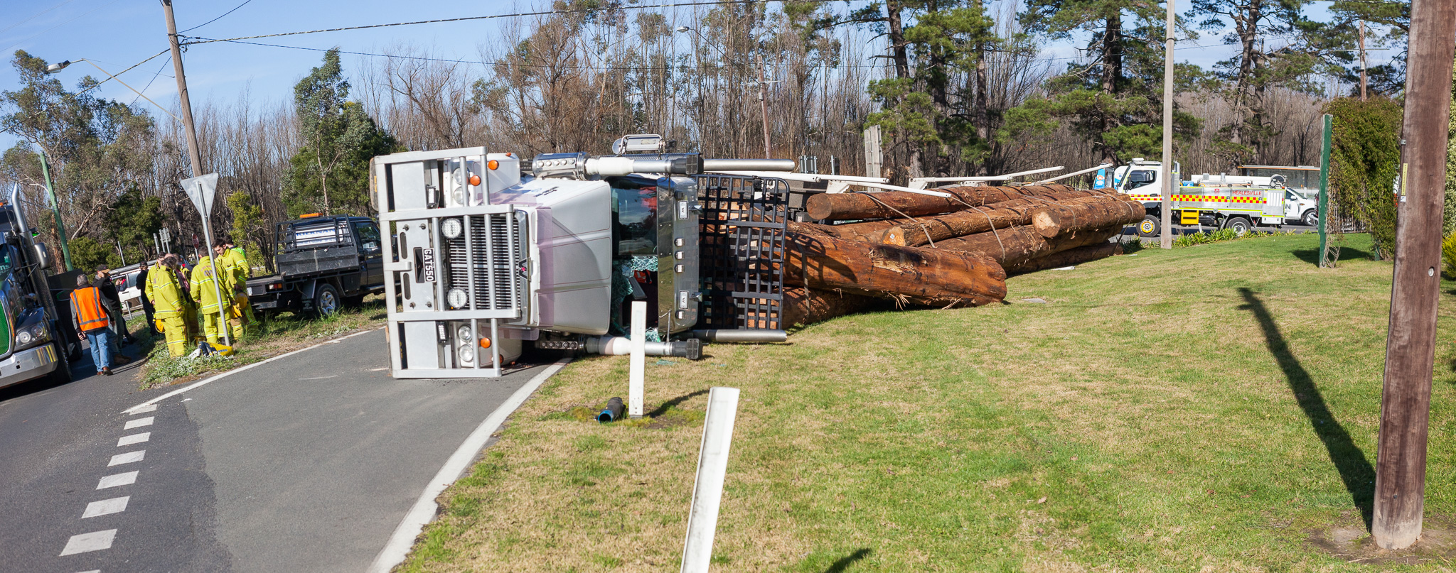 Healesville Log Truck rolled over at intersection between RACV and Healesville Gables