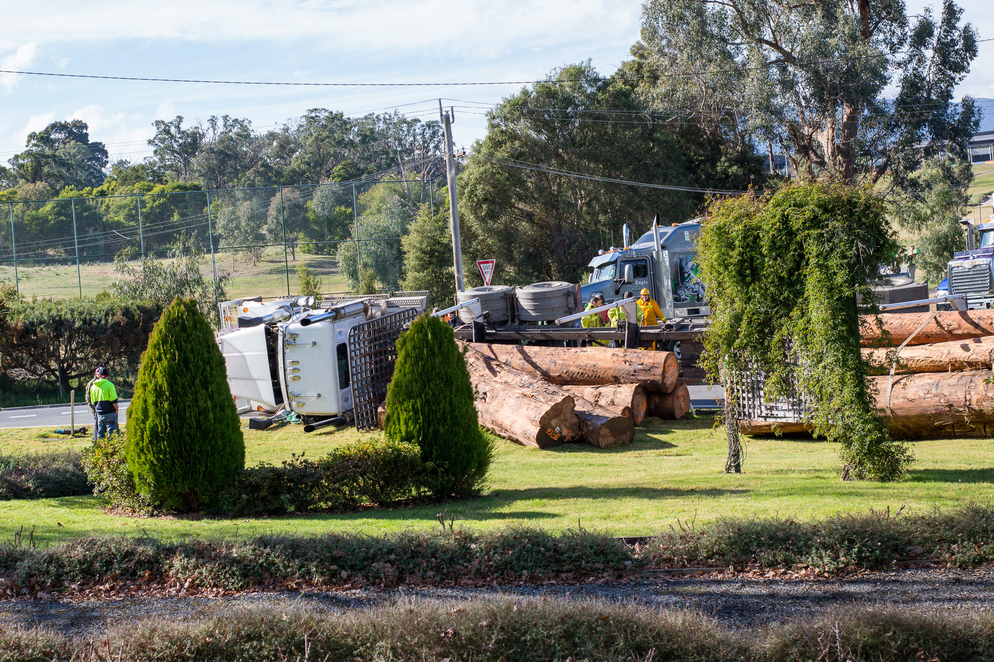 Healesville Log Truck rolled over at intersection between RACV and Healesville Gables